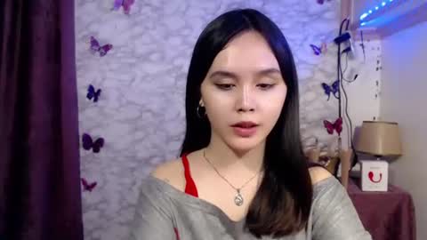 Snapshot of pia_intownx chatting on April 4, 1:52 pm Ms Pia online show from April 4, 1:52 pm