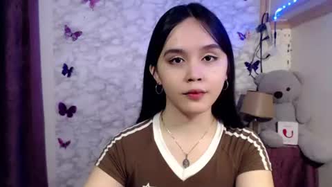 Snapshot of pia_intownx chatting on April 14, 6:03 pm Ms Pia online show from April 14, 6:03 pm