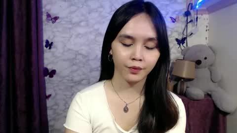 Snapshot of pia_intownx chatting on April 19, 6:10 pm Ms Pia online show from April 19, 6:10 pm