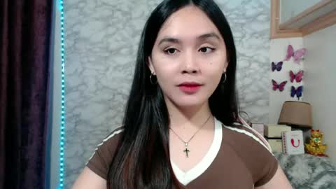 Ms Pia online show from June 27, 9:09 pm
