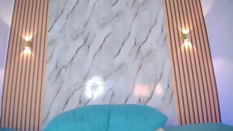 piagelvez_ online show from January 11, 8:36 pm