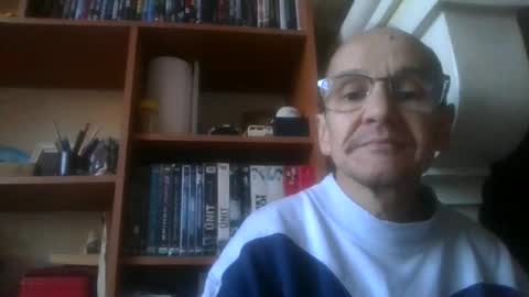 pichoun71 online show from December 20, 8:17 am