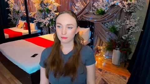 Emelie online show from January 14, 1:17 pm