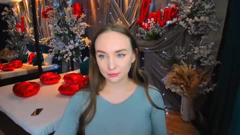 Emelie online show from February 19, 12:25 am