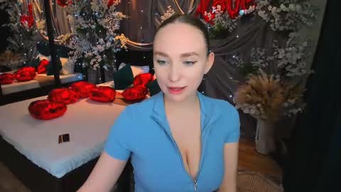 Emelie online show from February 21, 7:43 pm