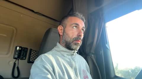 pierotu online show from October 23, 6:56 am