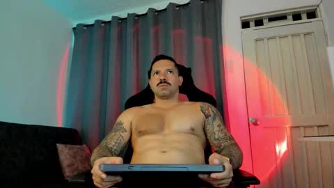 Pierre online show from October 19, 12:11 am