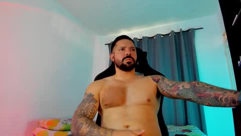 Snapshot of pierrevidal chatting on March 17, 6:44 pm Pierre online show from March 17, 6:44 pm
