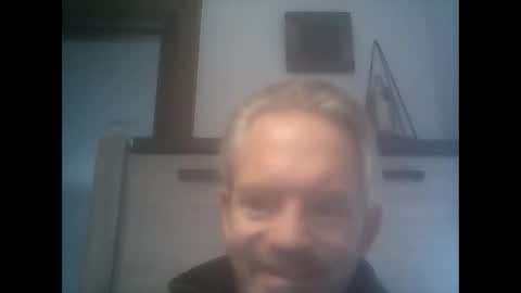 pigeonlover978192 online show from September 21, 1:02 pm