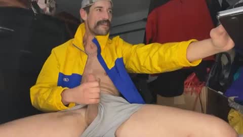 Snapshot of piggykittyps chatting on December 16, 7:57 am piggykittyps online show from December 16, 7:57 am