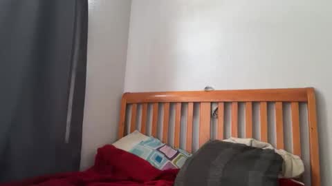Snapshot of piink_mila chatting on May 9, 6:46 pm Mila online show from May 9, 6:46 pm