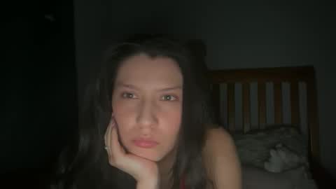 Snapshot of piink_mila chatting on June 1, 1:51 am Mila online show from June 1, 1:51 am