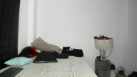 pikoro_gomez online show from May 12, 1:36 am