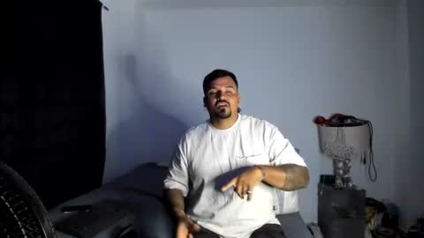 pikoro_gomez online show from July 27, 11:34 pm