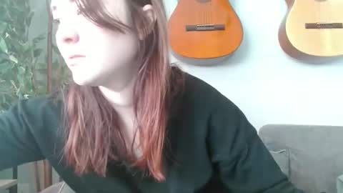 Snapshot of pillogoddess chatting on December 4, 8:50 pm PilloGoddess online show from December 4, 8:50 pm