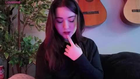 Snapshot of pillogoddess chatting on March 19, 8:18 am PilloGoddess online show from March 19, 8:18 am