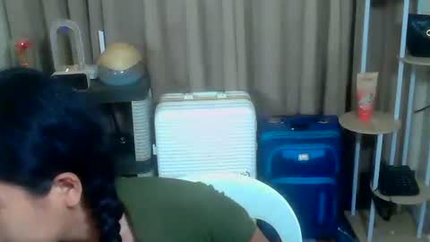 Snapshot of pinay_aangel chatting on March 26, 1:44 am pinay_aangel online show from March 26, 1:44 am