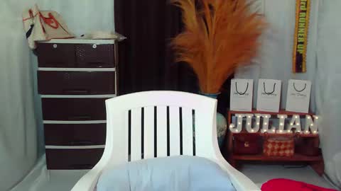 Dhalia online show from October 15, 12:49 pm