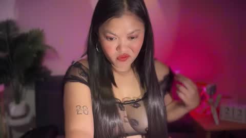 Hot Feb online show from September 22, 4:20 pm