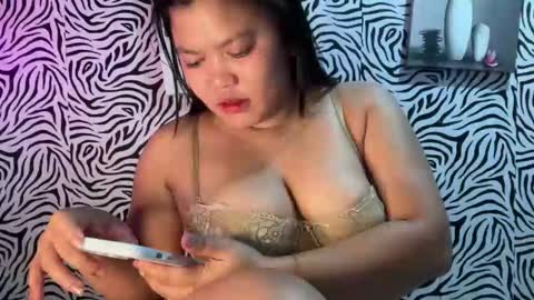 Hot Feb online show from November 22, 9:08 am