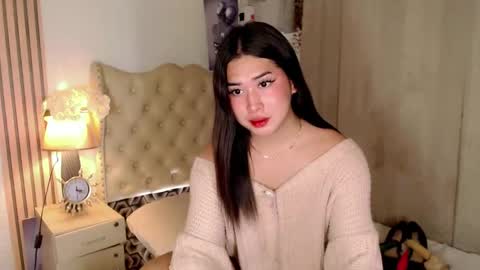 Snapshot of pinay_ivy chatting on January 7, 9:14 pm Ivy Morningstar online show from January 7, 9:14 pm