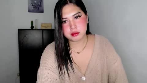 Snapshot of pinay_ivy chatting on April 1, 11:13 pm Ivy Morningstar online show from April 1, 11:13 pm