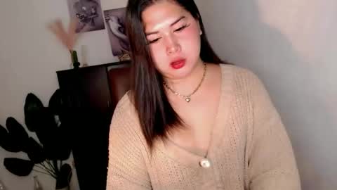 Snapshot of pinay_ivy chatting on May 4, 1:01 am Ivy Morningstar online show from May 4, 1:01 am