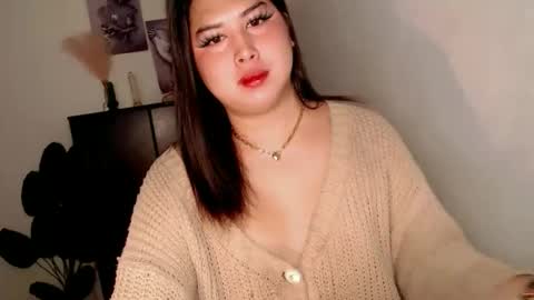 Snapshot of pinay_ivy chatting on May 10, 1:22 am Ivy Morningstar online show from May 10, 1:22 am