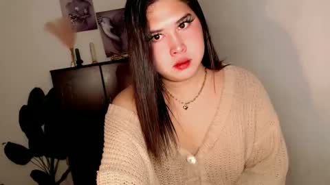 Snapshot of pinay_ivy chatting on May 14, 1:12 am Ivy Morningstar online show from May 14, 1:12 am
