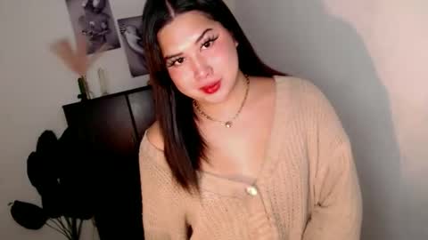 Snapshot of pinay_ivy chatting on May 17, 1:36 am Ivy Morningstar online show from May 17, 1:36 am