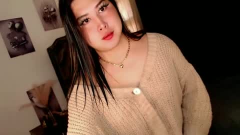 Ivy Morningstar online show from June 19, 1:32 am