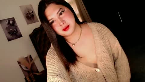 Ivy Morningstar online show from June 28, 1:33 am