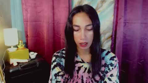 lucyLove online show from February 22, 3:51 am