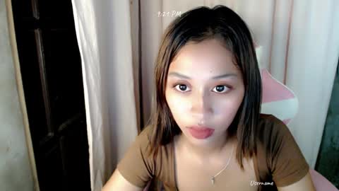 pinay_princesss online show from October 4, 1:20 pm