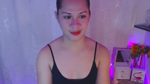 pinay_shawnx online show from December 19, 12:12 pm