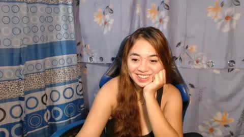 pinay_singlemomxs online show from March 18, 7:50 pm