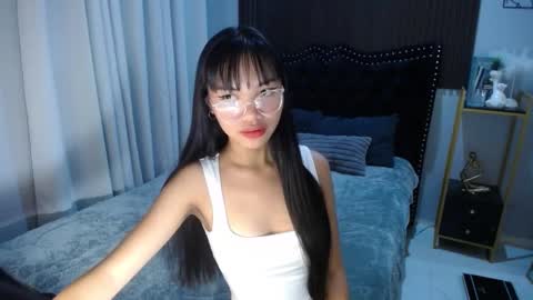 dee online show from February 26, 8:48 am