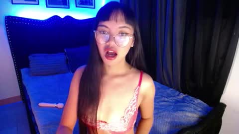 Snapshot of pinay_slutx chatting on October 9, 12:03 pm dee online show from October 9, 12:03 pm