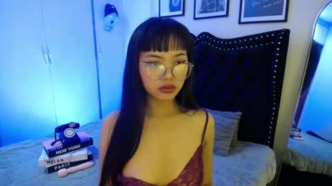 Snapshot of pinay_slutx chatting on November 18, 7:13 am dee online show from November 18, 7:13 am