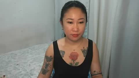 Snapshot of pinayhotty_yumie chatting on March 21, 9:18 pm yumie online show from March 21, 9:18 pm