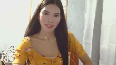 Snapshot of pinayjessaxxx chatting on April 26, 2:15 pm pinayjessaxxx online show from April 26, 2:15 pm