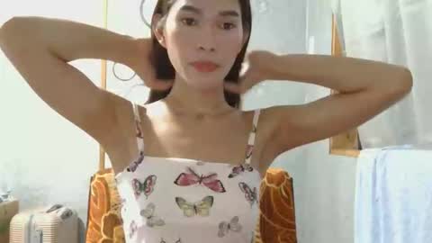 Snapshot of pinayjessaxxx chatting on April 28, 10:09 am pinayjessaxxx online show from April 28, 10:09 am
