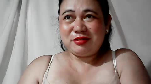 Snapshot of pinaymama12345 chatting on July 27, 11:34 pm pinaymama12345 online show from July 27, 11:34 pm