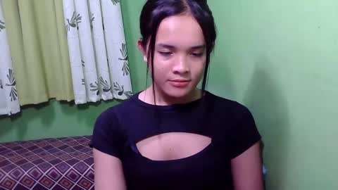 Snapshot of pinaymorena_rhowe chatting on December 20, 3:31 pm pinaymorena_rhowe online show from December 20, 3:31 pm