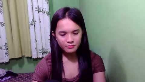 Snapshot of pinaymorena_rhowe chatting on December 28, 3:26 pm pinaymorena_rhowe online show from December 28, 3:26 pm