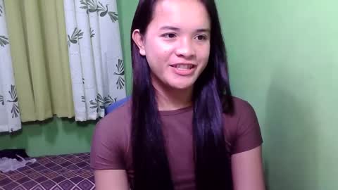 Snapshot of pinaymorena_rhowe chatting on January 10, 10:25 pm pinaymorena_rhowe online show from January 10, 10:25 pm
