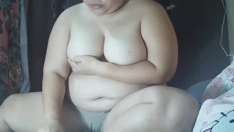 Snapshot of pinaysweet_couple chatting on February 14, 11:51 am pinaysweet_couple online show from February 14, 11:51 am