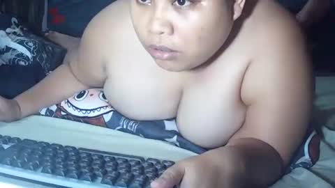 Snapshot of pinaysweet_couple chatting on March 25, 1:39 pm pinaysweet_couple online show from March 25, 1:39 pm