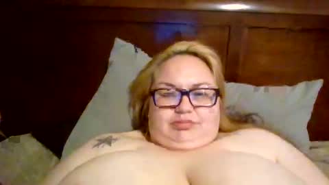 pincheguera online show from September 24, 9:51 pm