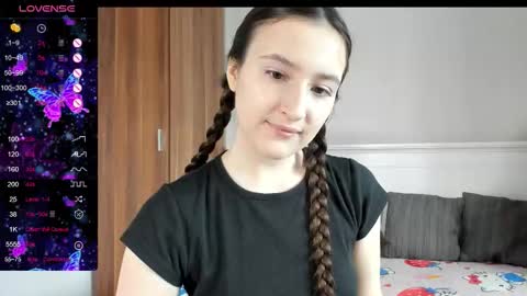 pingviluly online show from September 29, 6:29 am